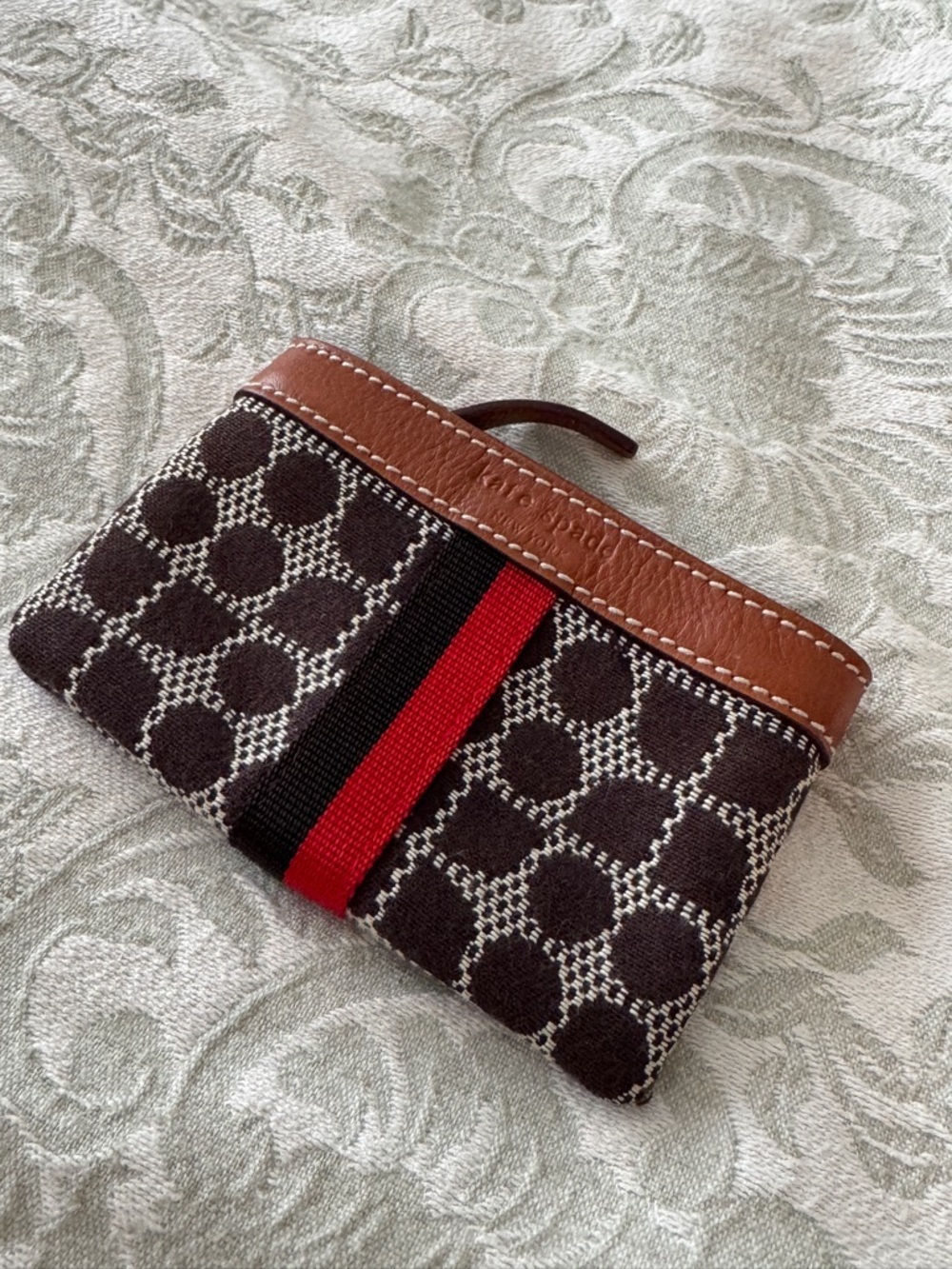 kate spade New York Coin Pouch with Red Accent Stripe